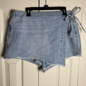 Princess Polly Light Wash Denim Skort